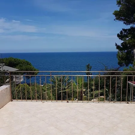 Panoramic Holiday home